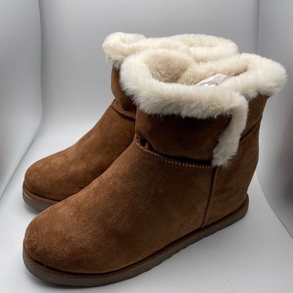 CUSHIONAIRE Women's Cozy hidden wedge 7.5 M Chestnut Color - Picture 5 of 5